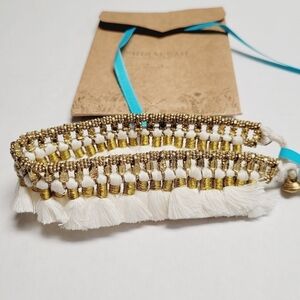 Anthropologie Shiraleah Chicago Women's white and gold Atlanta ankle bracelet